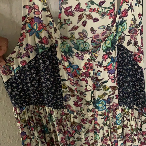 Dress - Picture 3 of 3